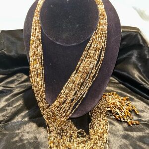 Elegant Beaded Necklace in Gold and Brown